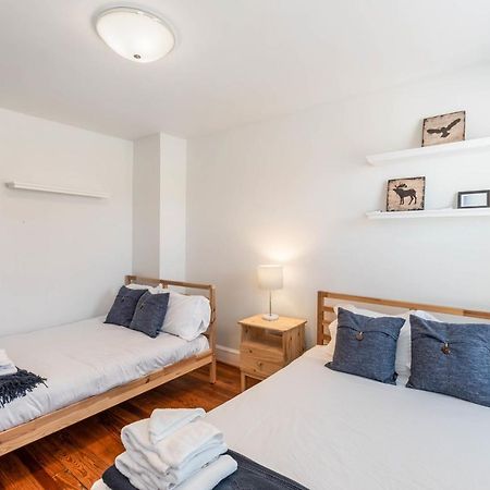 3Br Colonial House With Parking By Cozysuites Alexandria Eksteriør billede