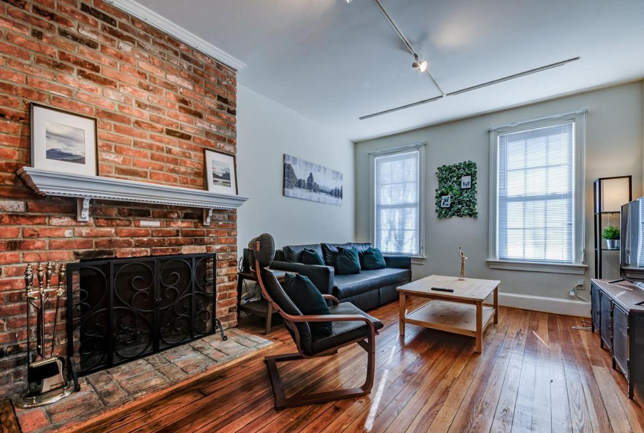 3Br Colonial House With Parking By Cozysuites Alexandria Eksteriør billede